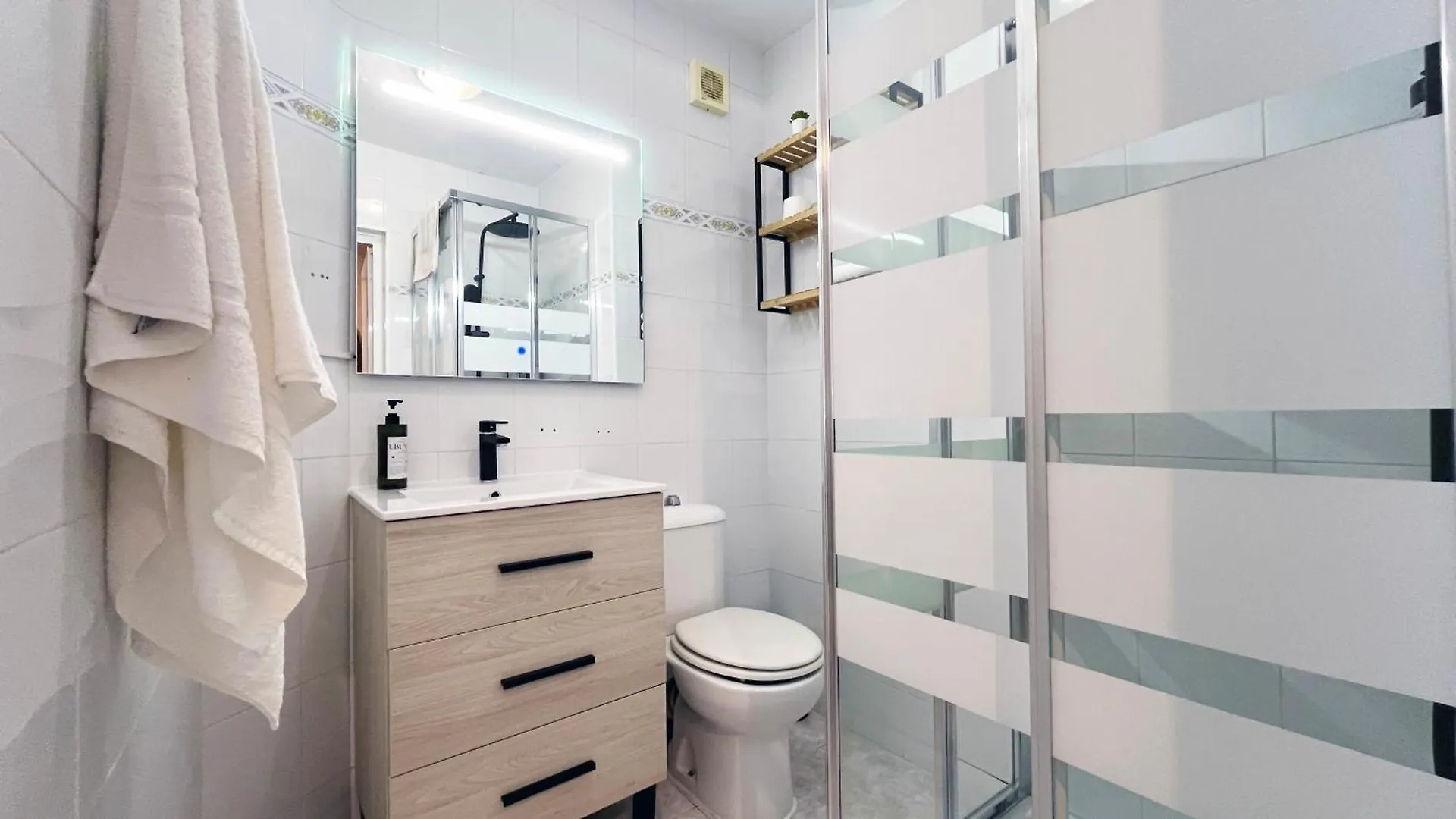 Apartamento Coqueto Estudio con Piscina en la Costa La Cala Del Moral España